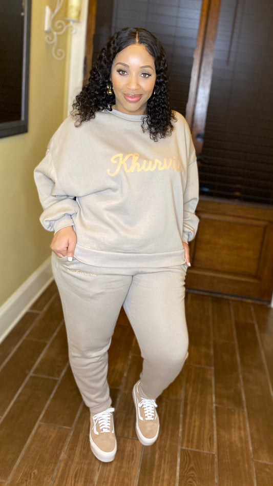 “Khurvii” MOCHA SWEATSHIRT AND PANTS SET