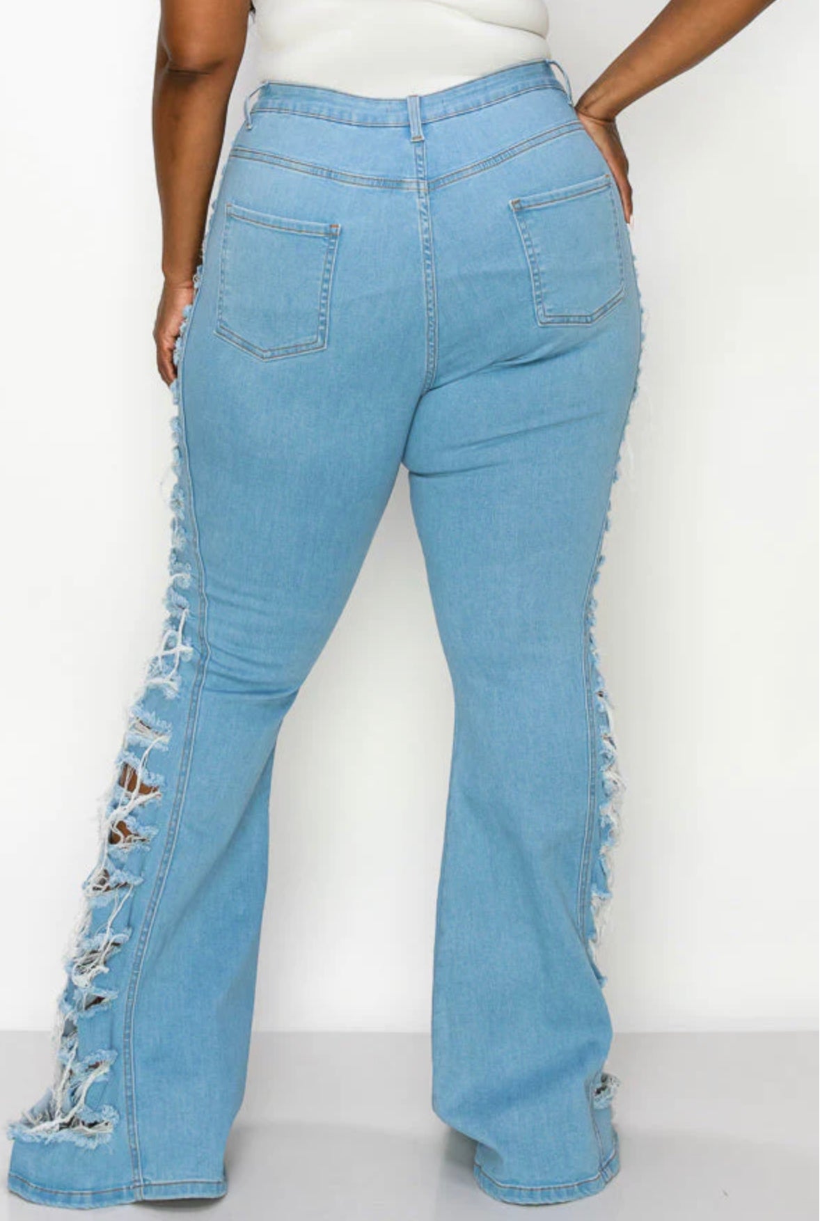 PLUS CURVY FLARE DISTRESSED JEANS